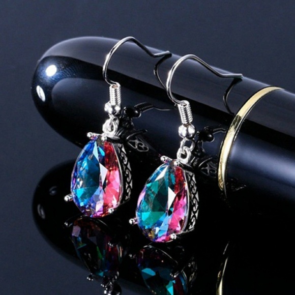 🎀Lovely Mystic Rainbow Water Drop Earings - Picture 7 of 8
